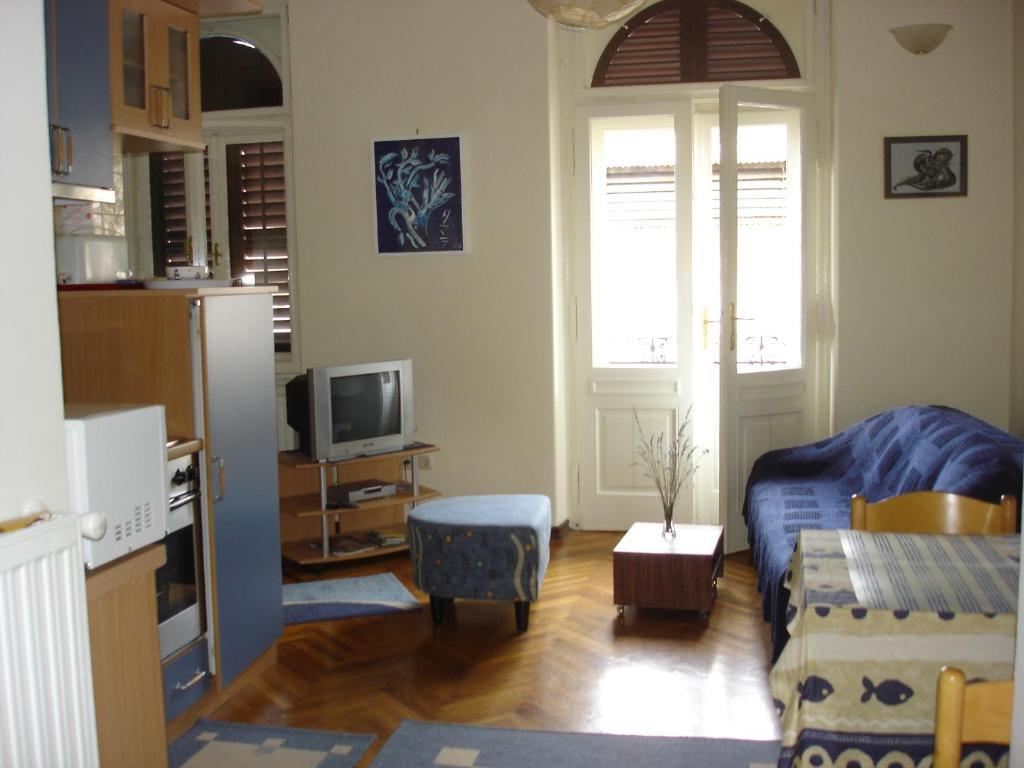 Green Market Apartment Опатия Номер фото